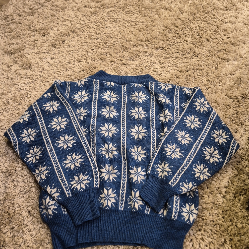 Vintage Blue And White Snowflake V-Neck Sweater By Heet Size M - Picture 3 of 3